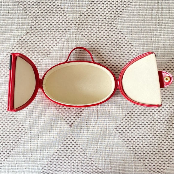 Lady bug case / bag 🐞 - Picture 3 of 4